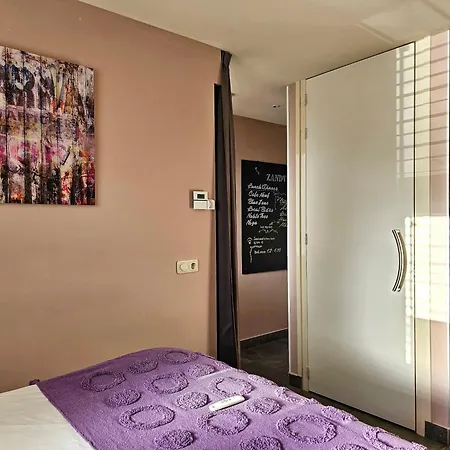 بيت للعطل At I Free Parking & Airco